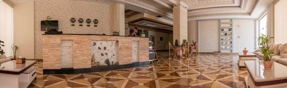 Farah Hotel Apartment Muscat Exterior foto